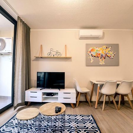 Ikon Self Catering Apartment Windhoek Luaran gambar