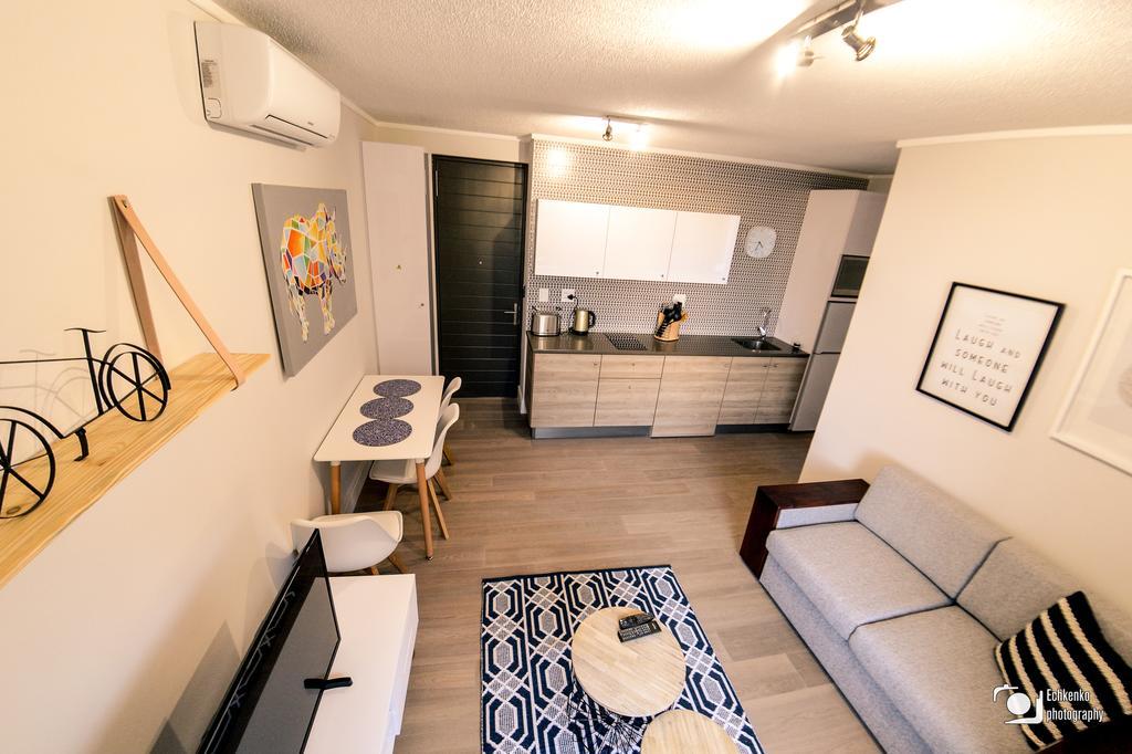 Ikon Self Catering Apartment Windhoek Luaran gambar